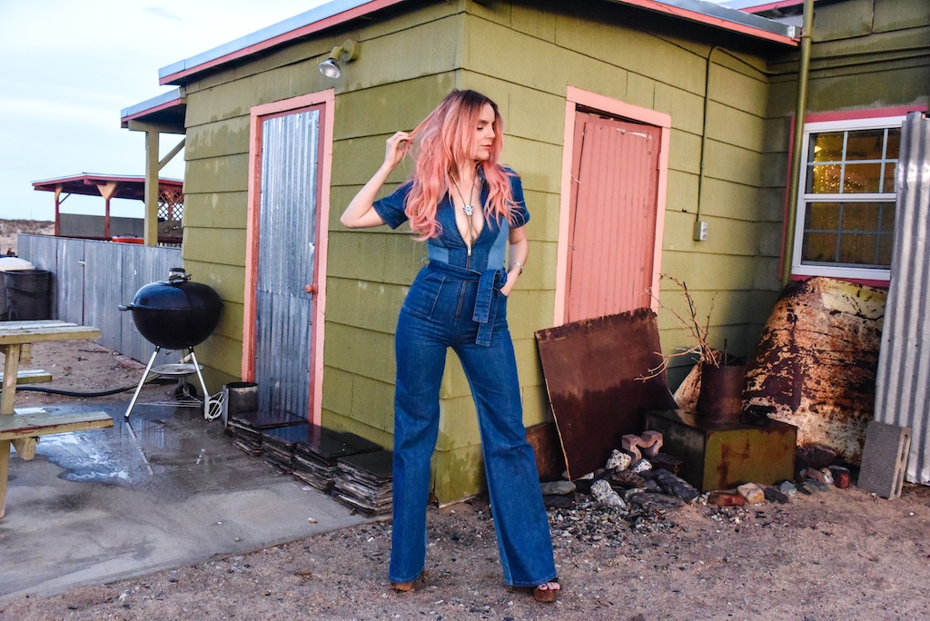 stoned-immaculate-denim-jumpsuit-vintage-70s-fashion-blogger-joshua-tree-overtone-color-conditioner-rose-gold-ombre-hair-extensions-boho-bunnie 14